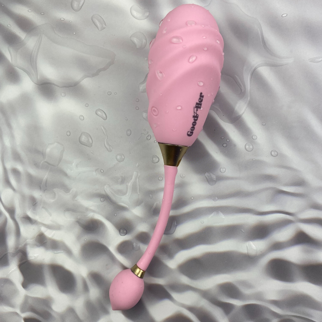 Maddy Ribbed Vibrating Egg
